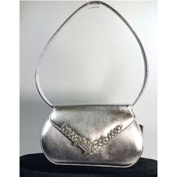 STUART WEITZMAN Mini Delilah Metallic Silver Purse with Rhinestones NWT/ Leather - Picture 1 of 9